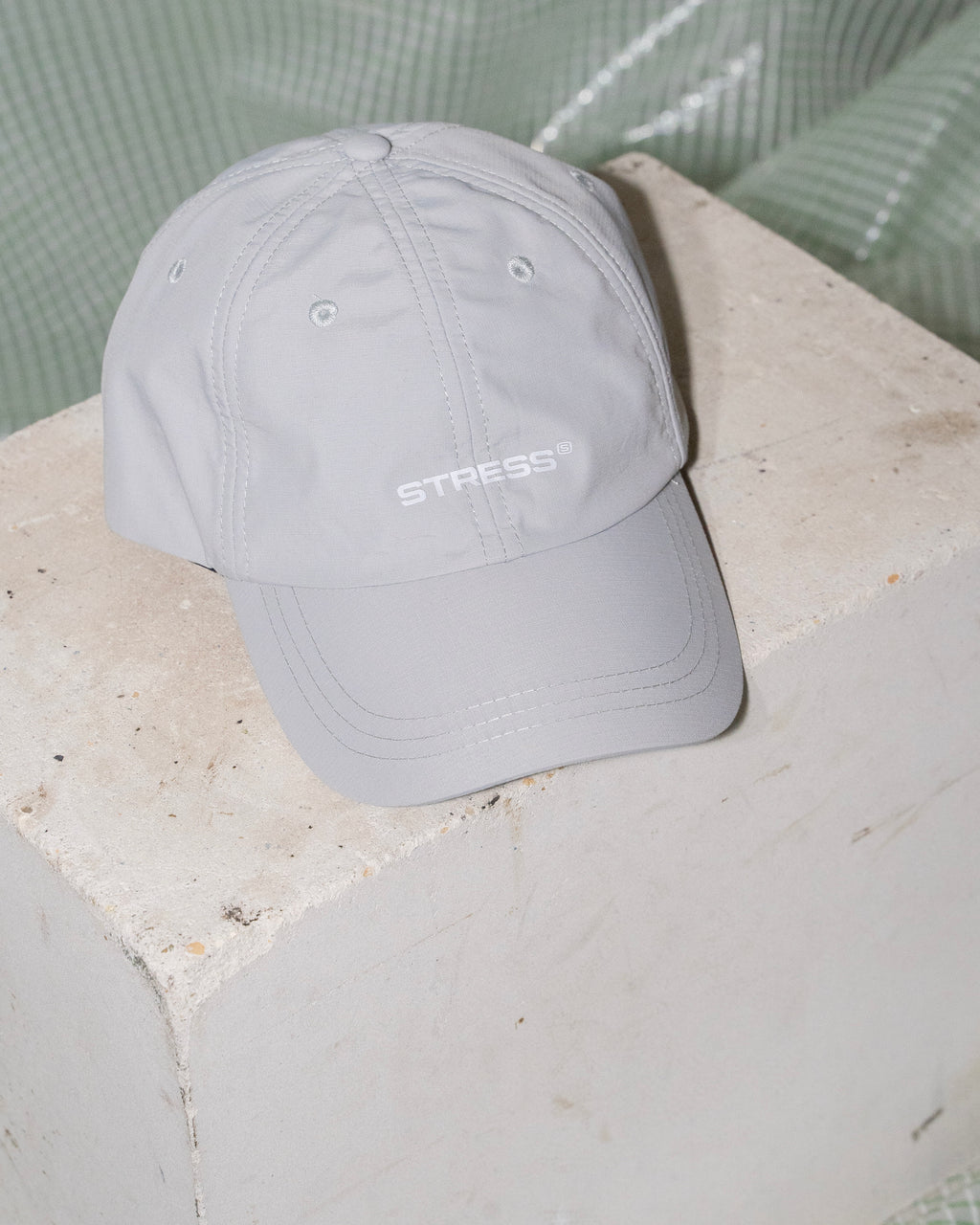 Stress Cap Grey